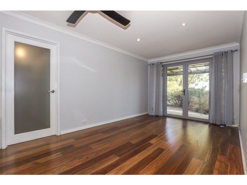 5 Cunningham Place, Padbury WA 6025