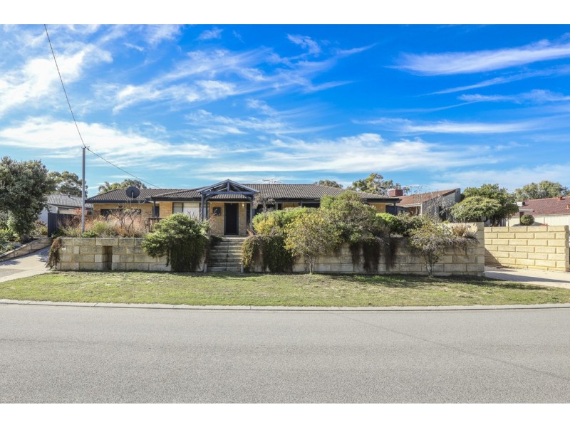 5 Cunningham Place, Padbury WA 6025