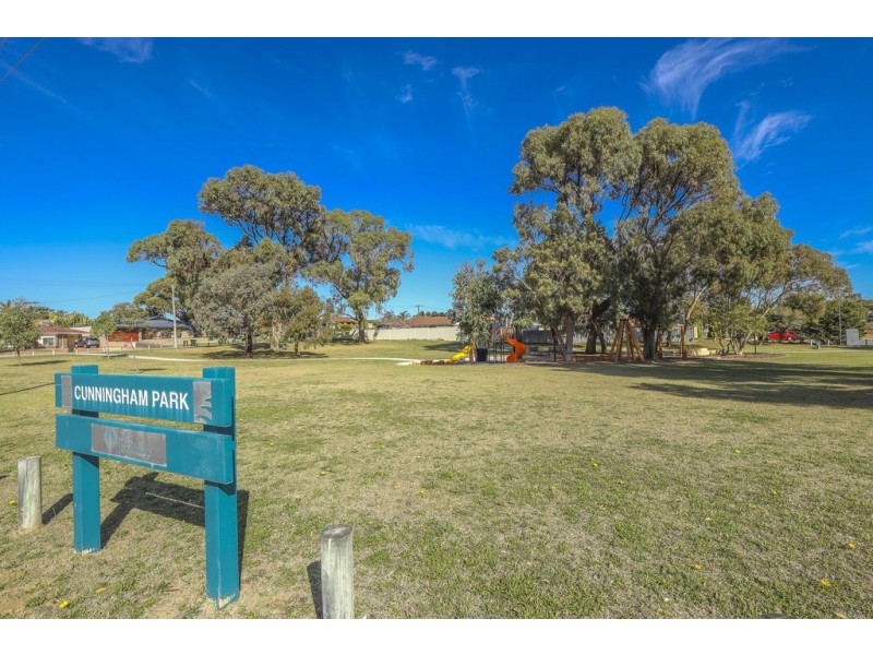 5 Cunningham Place, Padbury WA 6025