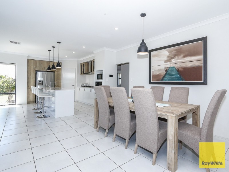 34 Michelangelo Drive, Landsdale WA 6065