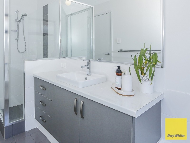 34 Michelangelo Drive, Landsdale WA 6065