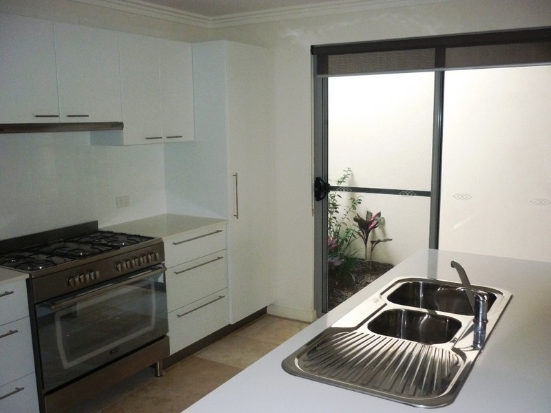 61b Odin Road, Innaloo WA 6018