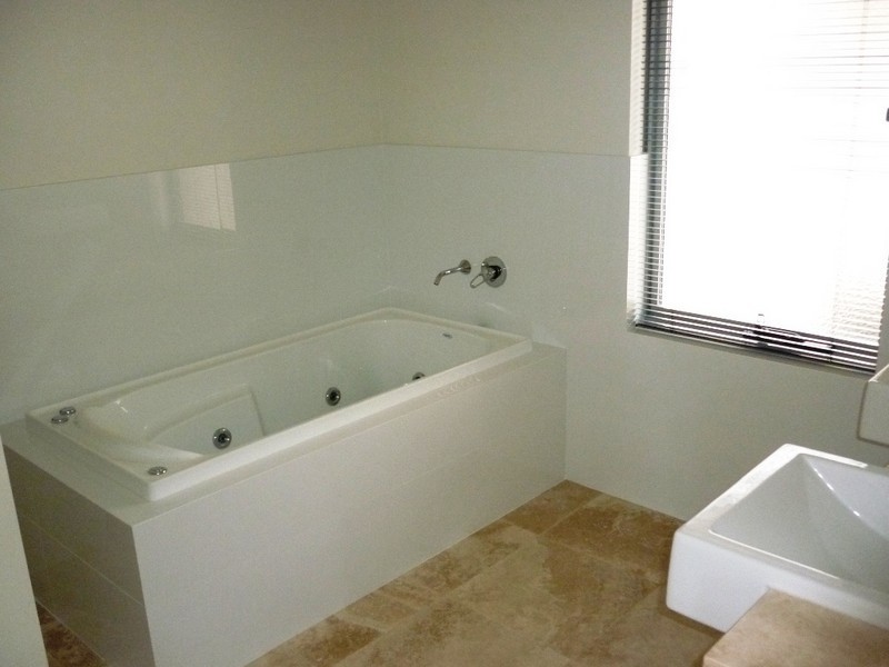 61b Odin Road, Innaloo WA 6018