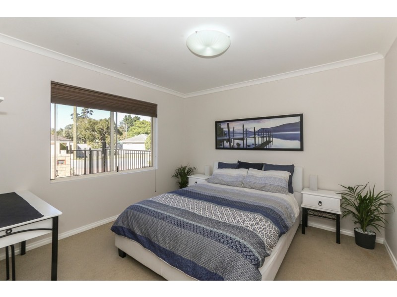 9 Lowther Terrace, Nollamara WA 6061
