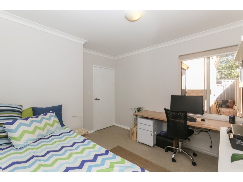 9 Lowther Terrace, Nollamara WA 6061