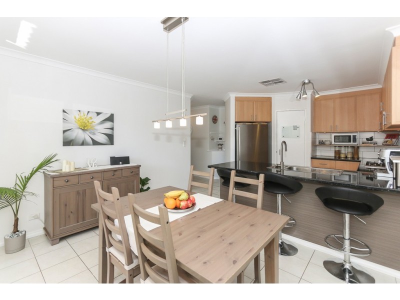 9 Lowther Terrace, Nollamara WA 6061