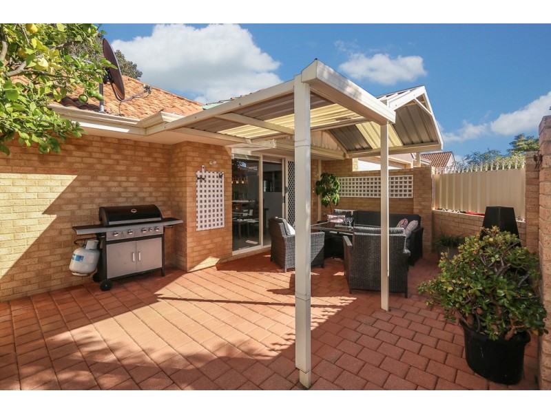 9 Lowther Terrace, Nollamara WA 6061