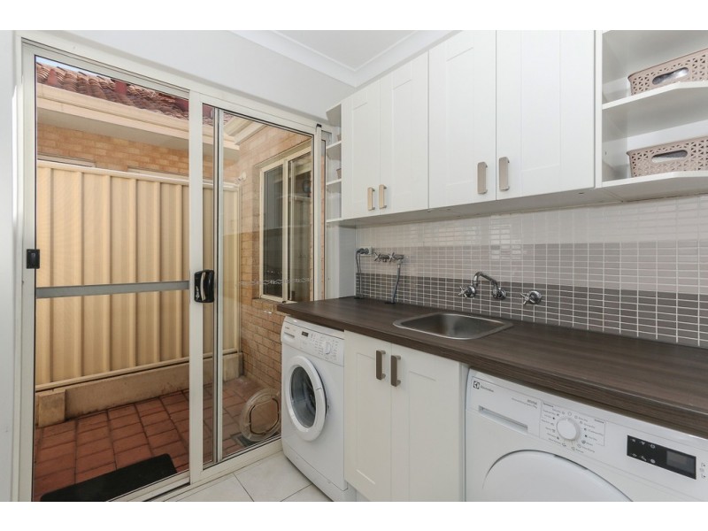 9 Lowther Terrace, Nollamara WA 6061