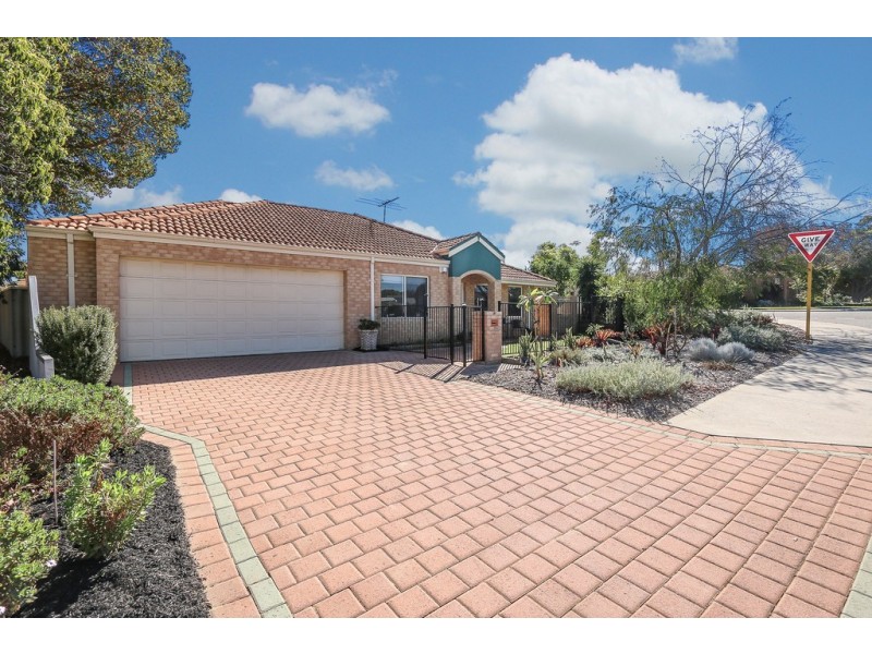 9 Lowther Terrace, Nollamara WA 6061