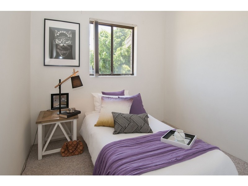 40/46 Pollard Street, Glendalough WA 6016