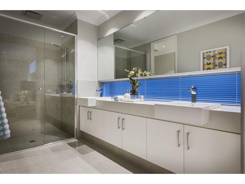 17 Seychelles Lane, Hillarys WA 6025