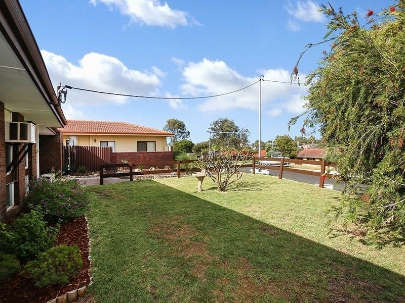 23 Delaware Place, Kallaroo WA 6025