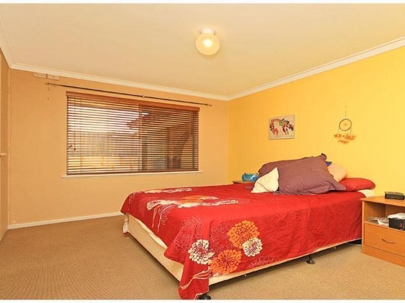 23 Delaware Place, Kallaroo WA 6025