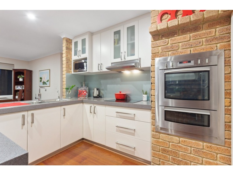 17 Currajong Road, Duncraig WA 6023