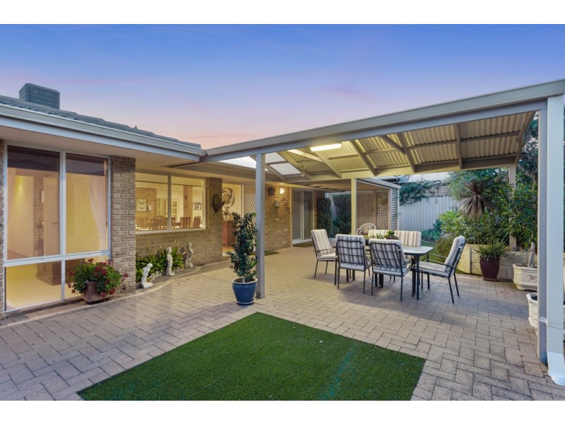 17 Currajong Road, Duncraig WA 6023