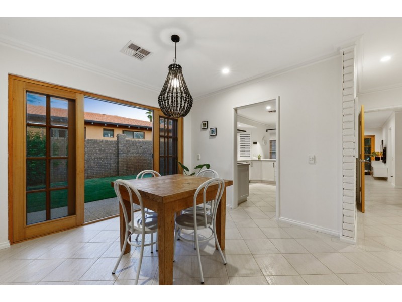 18 Alder Way, Duncraig WA 6023