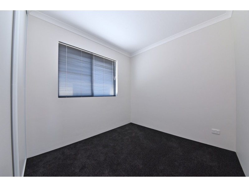 1/105 Camberwarra Drive, Craigie WA 6025