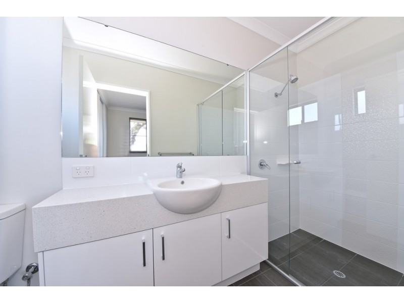 1/105 Camberwarra Drive, Craigie WA 6025