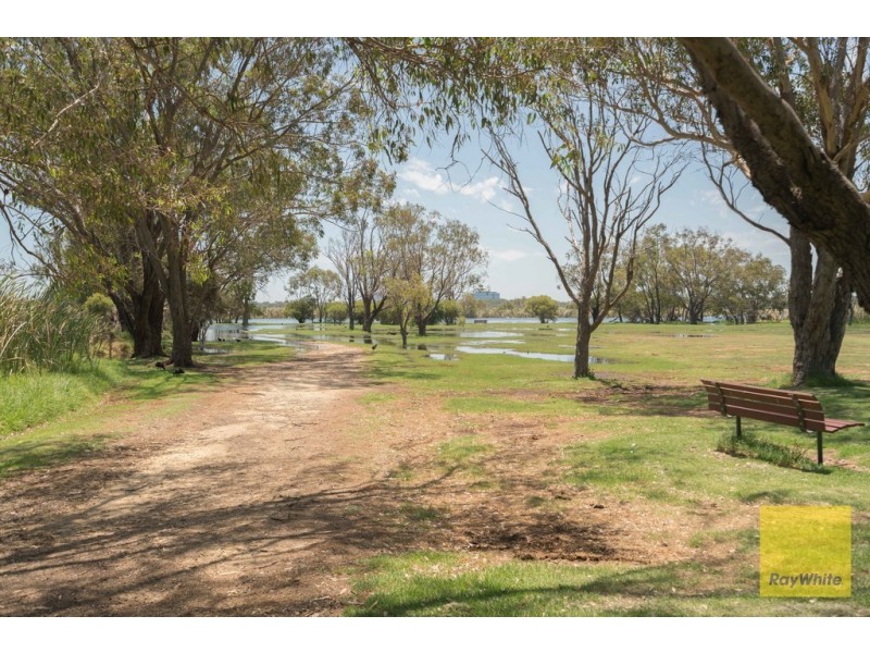 80/99 Herdsman Parade, Wembley WA 6014