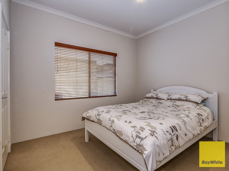 4 Fairland Loop, Madeley WA 6065