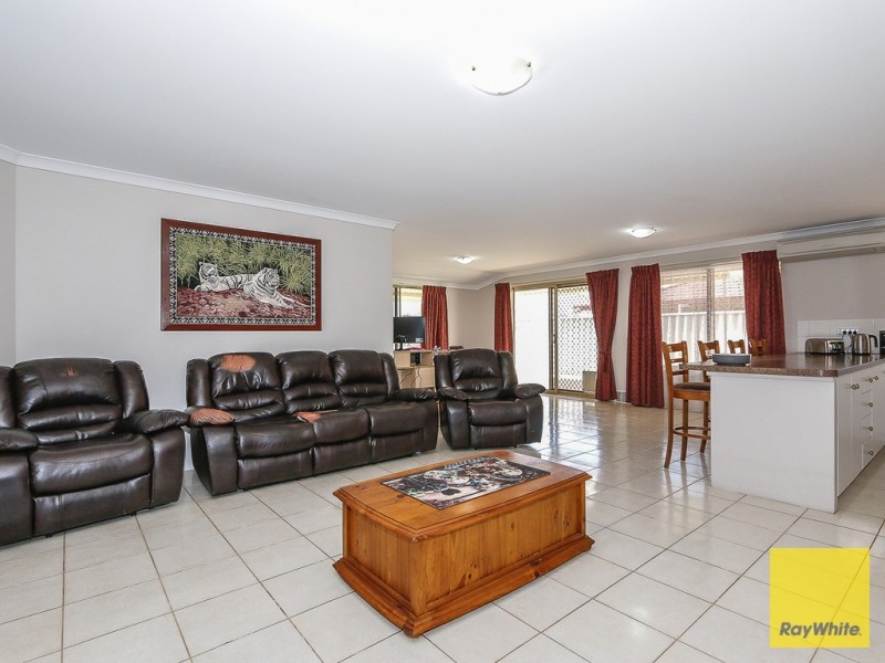 8 Ferry Way, Quinns Rocks WA 6030