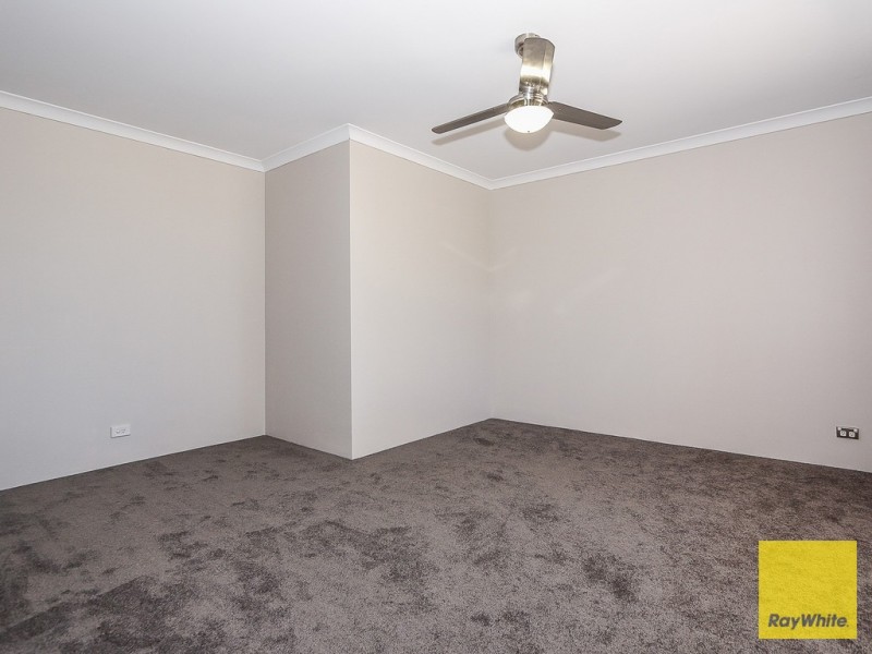 8 Ferry Way, Quinns Rocks WA 6030