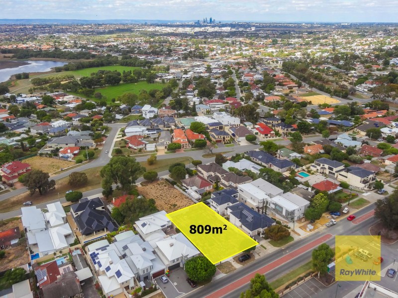 66 Francis Avenue, Karrinyup WA 6018