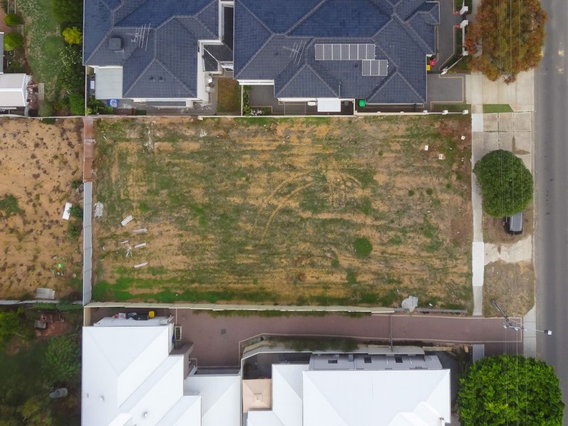 66 Francis Avenue, Karrinyup WA 6018