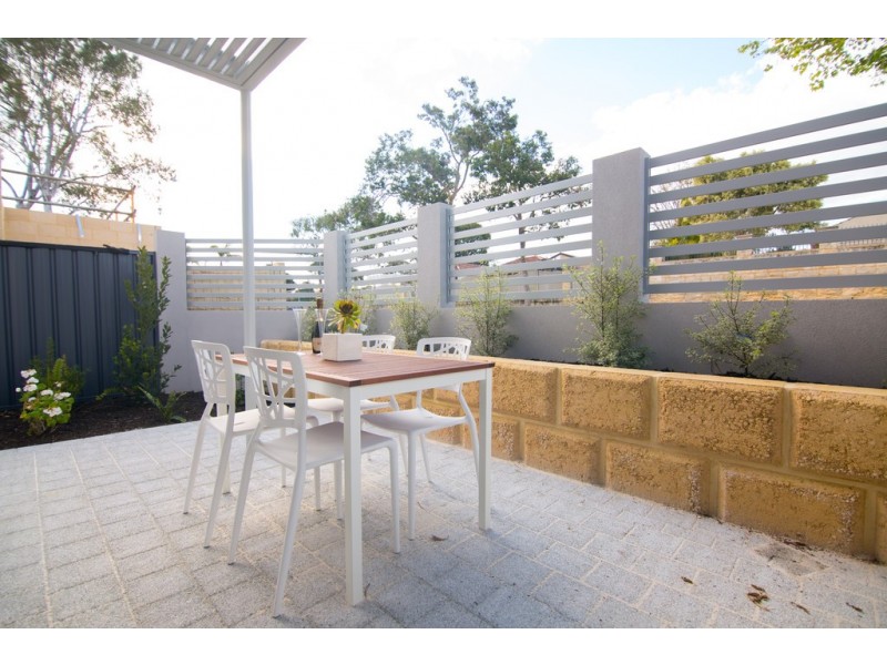 37D Methuen Way, Duncraig WA 6023