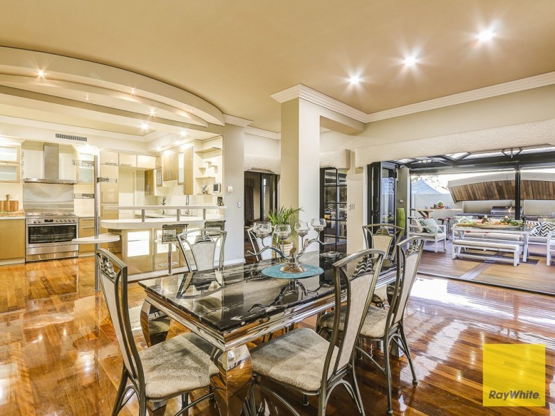 6 Aitape Vista, Dianella WA 6059