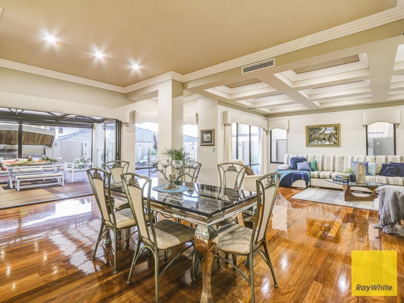 6 Aitape Vista, Dianella WA 6059