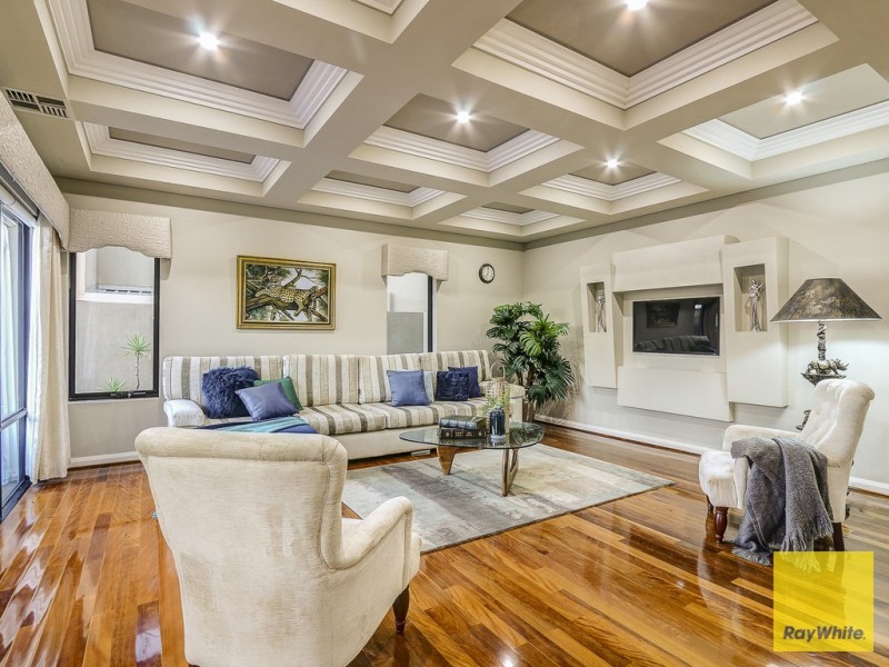 6 Aitape Vista, Dianella WA 6059