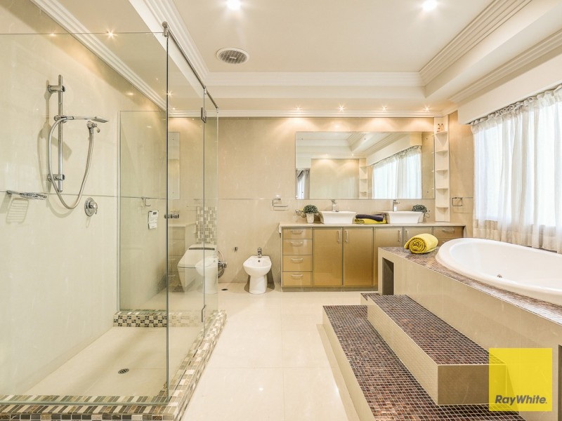 6 Aitape Vista, Dianella WA 6059