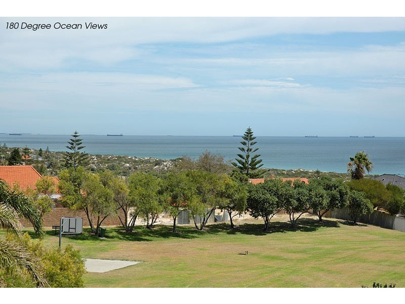 55 Tarongo Road, City Beach WA 6015