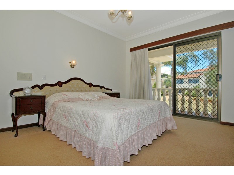 55 Tarongo Road, City Beach WA 6015