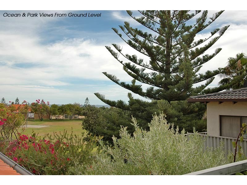 55 Tarongo Road, City Beach WA 6015