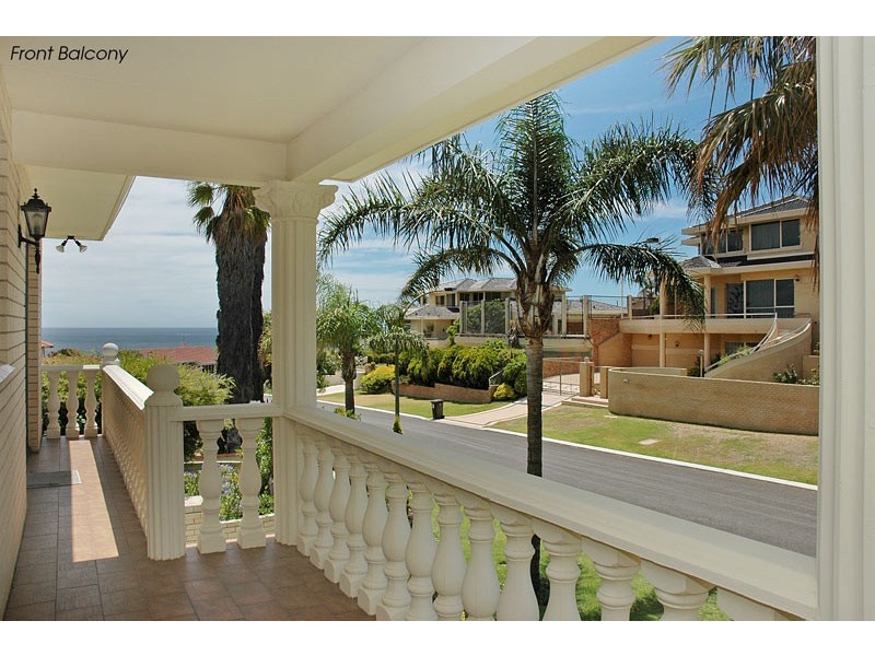 55 Tarongo Road, City Beach WA 6015