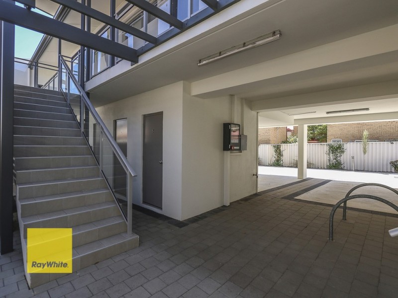 5/27 Pollard Street, Glendalough WA 6016