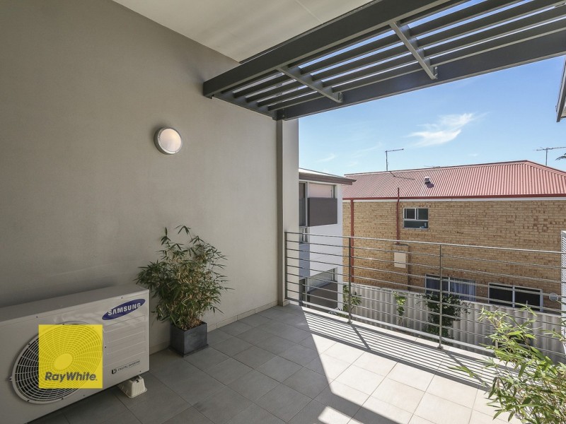 5/27 Pollard Street, Glendalough WA 6016