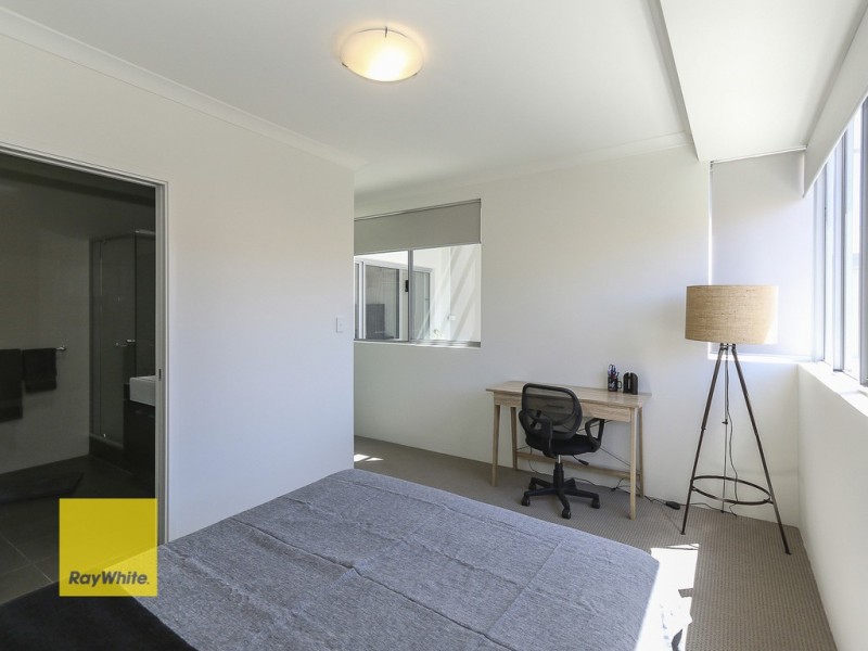 5/27 Pollard Street, Glendalough WA 6016