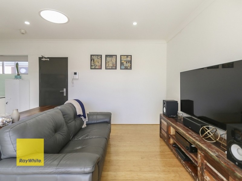 5/27 Pollard Street, Glendalough WA 6016