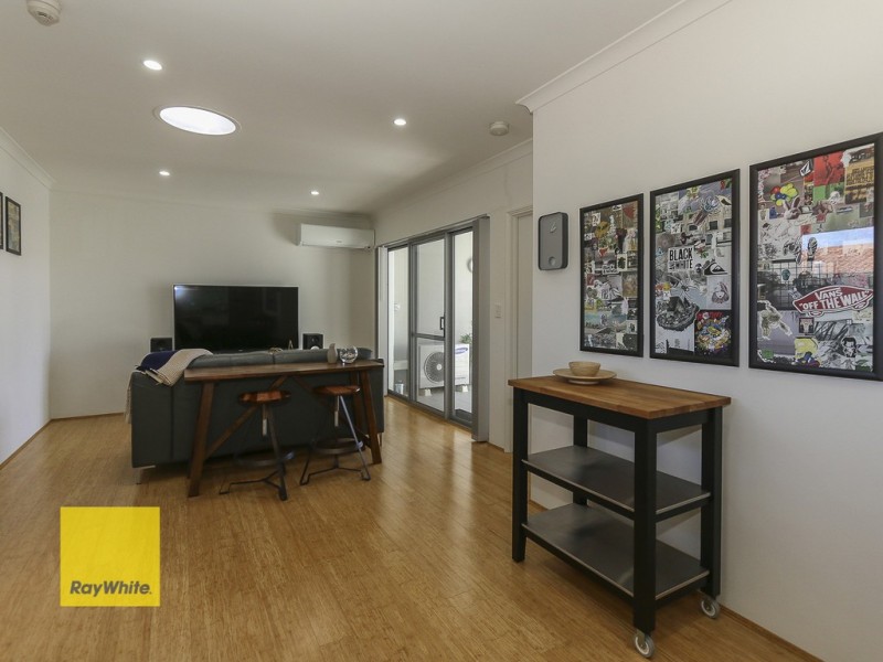 5/27 Pollard Street, Glendalough WA 6016