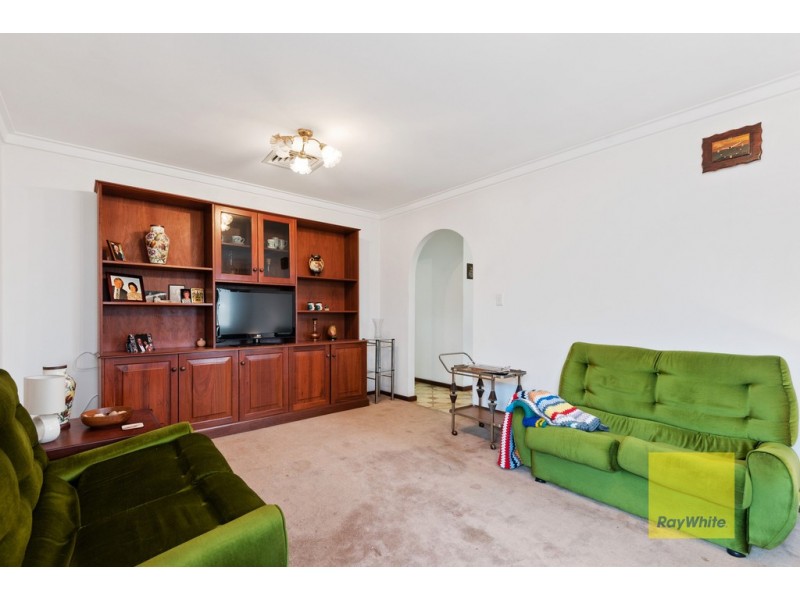 10 Reston Court, Duncraig WA 6023