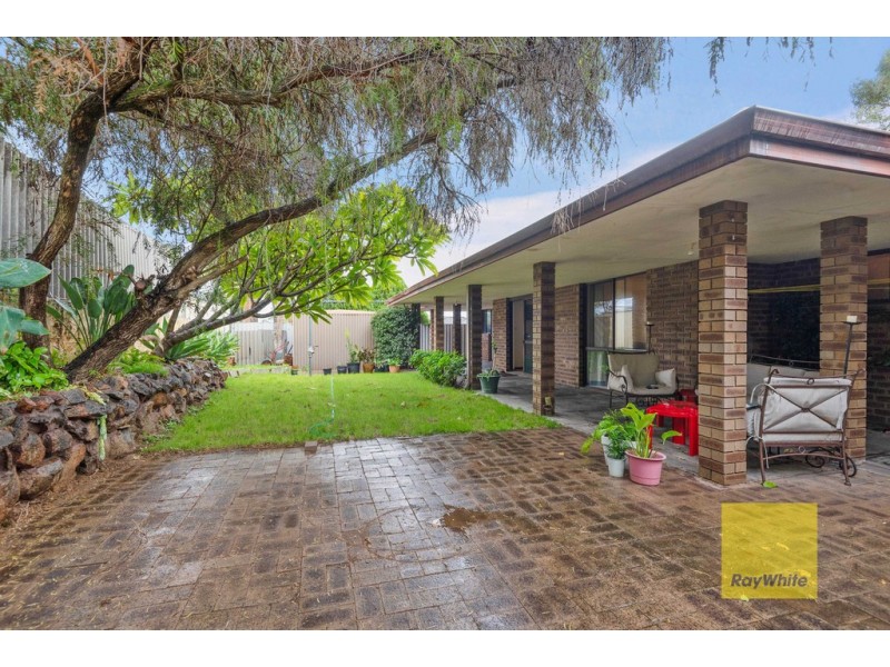 10 Reston Court, Duncraig WA 6023