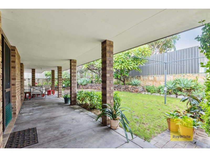 10 Reston Court, Duncraig WA 6023