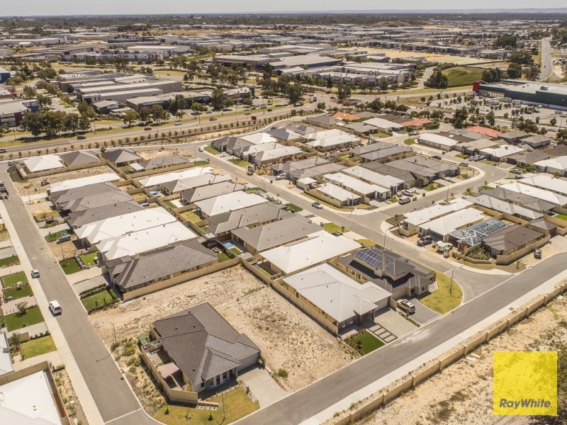 17 Framton Way, Madeley WA 6065