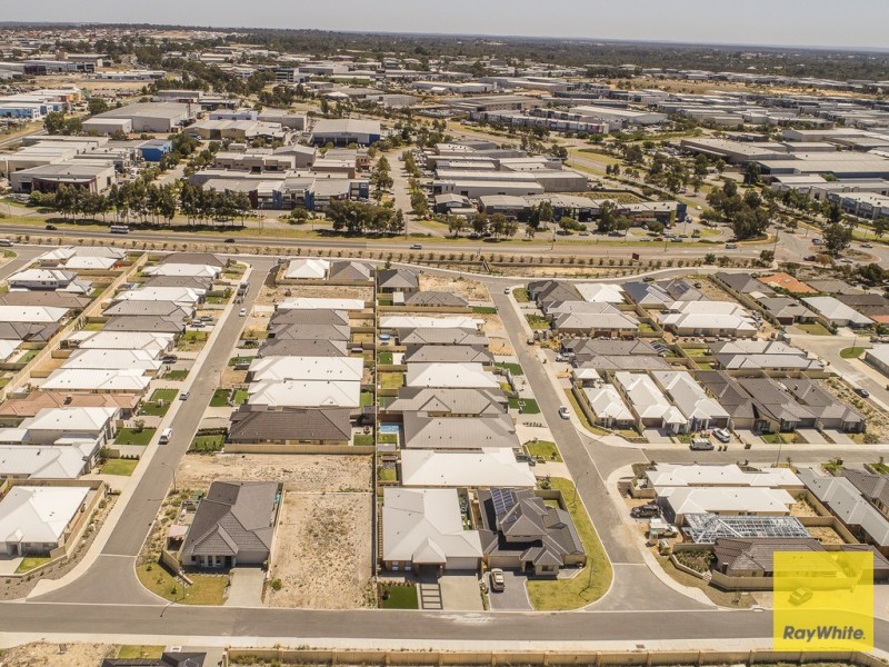 17 Framton Way, Madeley WA 6065