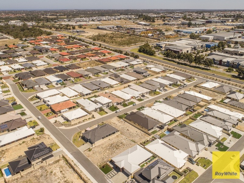 17 Framton Way, Madeley WA 6065