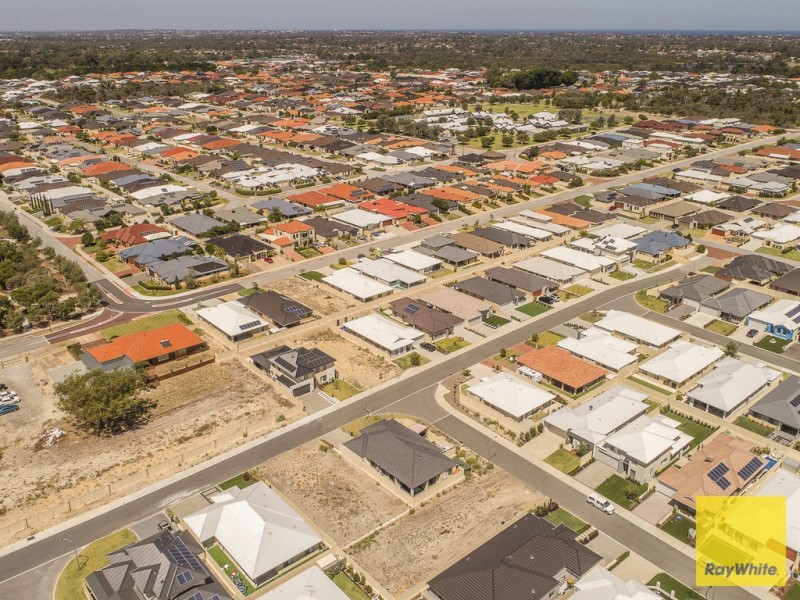 17 Framton Way, Madeley WA 6065