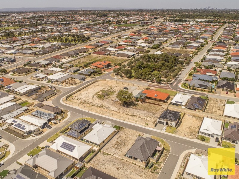 17 Framton Way, Madeley WA 6065